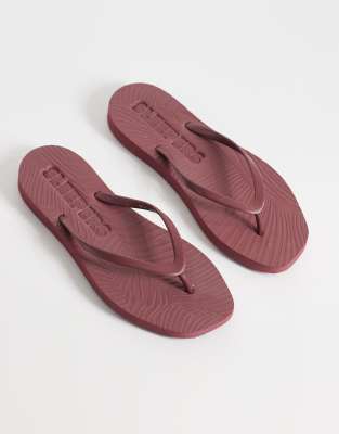 Sleepers Tapered Flip Flops In Red