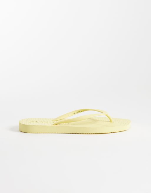 Sleepers Tapered flip flops in mellow yellow, 4 of 4