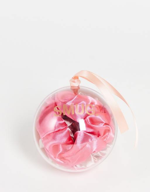 Smug - Lot de 3 chouchous en satin présentés dans une boule