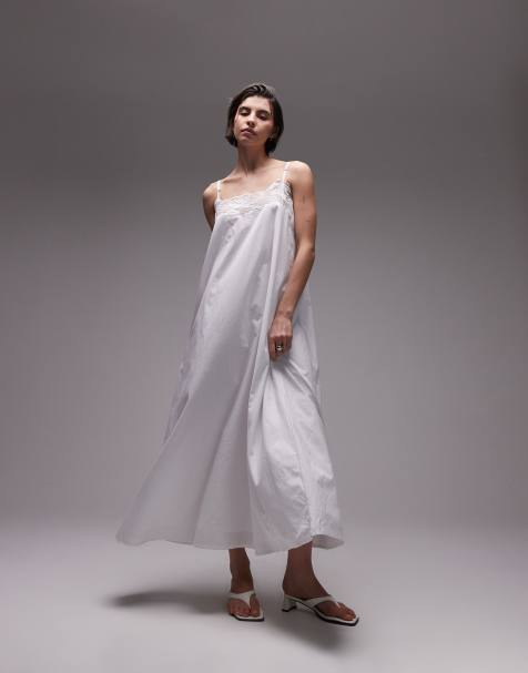 SNDYS – Ausgestelltes Maxikleid in Weiß mit Besatz aus Blumenspitze - view 1