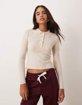 SNDYS SNDYS collar detail fine knit polo top in beige-White