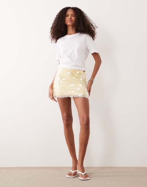 SNDYS disc sequin mini skirt in yellow, 2 of 5