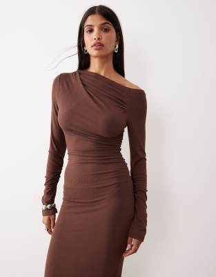 Sndys Fine Rib Off-shoulder Ruched Detail Maxi Dress In Brown