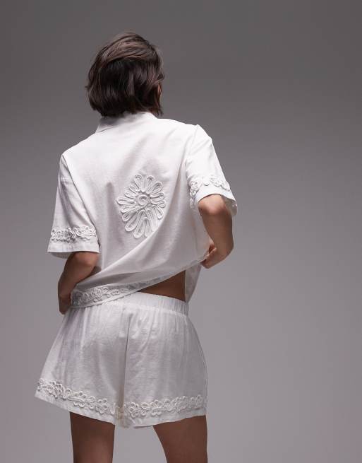 SNDYS linen blend flower applique detail shorts co-ord in white, 5 of 5