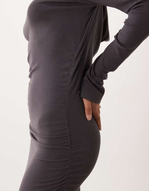 SNDYS maxi jurk met gerimpelde taille en gedrapeerde rug in leisteen, 3 van 4
