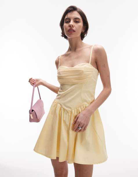 SNDYS – Minikleid aus Popeline und drapiertem Netzstoff in Buttercreme mit schmalen Trägern und Herzausschnitt - view 1