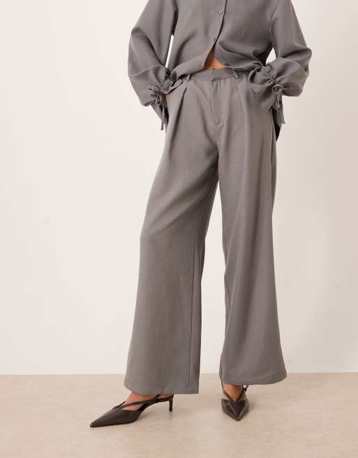 SNDYS pleat front tailored trousers co-ord in grey, 2 of 5