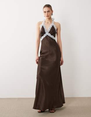 SNDYS - Robe longue dos nu en satin et dentelle contrastante - Chocolat-Brown