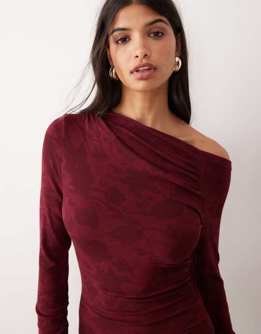 SNDYS - Robe longue moulante à fleurs avec épaules dénudées asymétriques - Bordeaux, 3 de 4