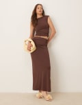 [SNDYS] SNDYS ruched detail back split maxi skirt in chocolate (part of a set)-Brown L Chocolate
