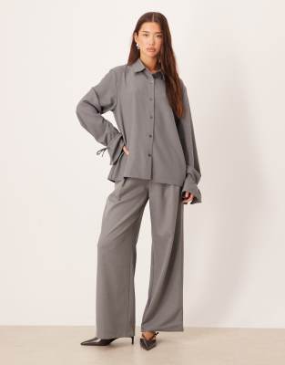 Sndys Ruched Tie Sleeve Detail Shirt In Gray