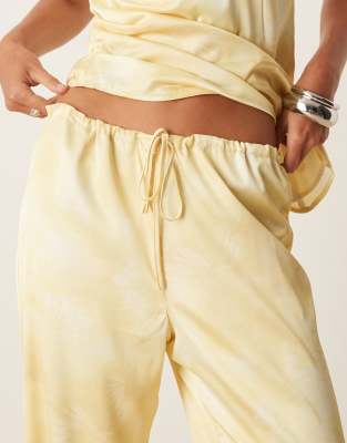 Sndys Satin Drawstring Waist Wide Leg Pants In Yellow
