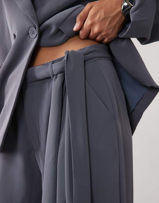 SNDYS tailored belted tie drape pleat detail wide leg trousers co-ord in slate, 3 of 5