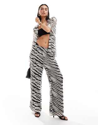 SNDYS SNDYS trouser co-ord in zebra print-Multi