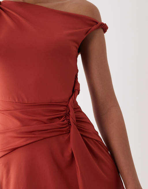 SNDYS twist waist detail asymmetric shoulder mini dress in amber, 3 of 4