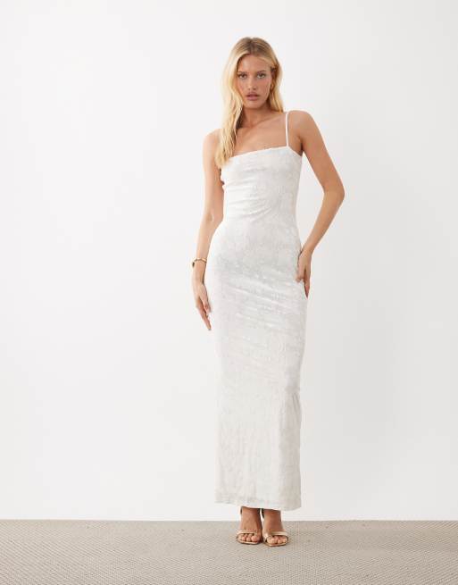 SNDYS - vestido maxi lencero con efecto burnout y flores en crema, 3 de 4