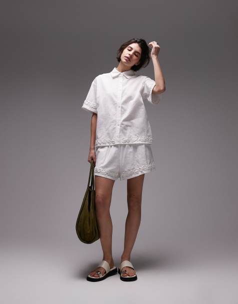 SNDYS – Vita shorts i linnemix med blomapplikationer, del av set - view 1