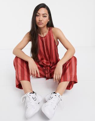 Soaked In Luxury  Gestreiftes Oberteil mit Bindedetail vorne Mehrfarbig