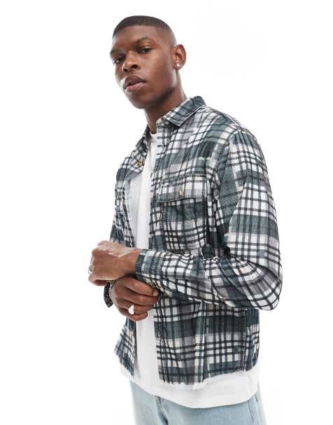 Sobrecamisa a cuadros verdes de corte cuadrado con bajo sin rematar de pana de ASOS DESIGN - view 1