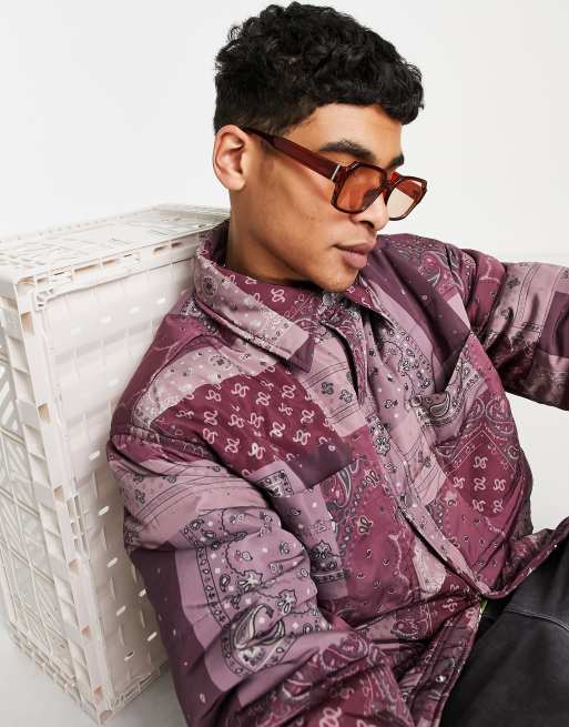 Sobrecamisa burdeos con diseño acolchado y estampado de cachemir estilo patchwork de Mennace