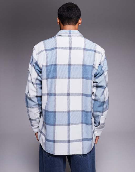 Sobrecamisa gris claro a cuadros extragrande de tejido grueso Locky de BOSS Orange, 4 de 5