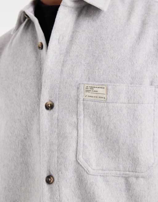 Sobrecamisa gris con parche de tejido efecto lana de ASOS DESIGN, 5 de 5