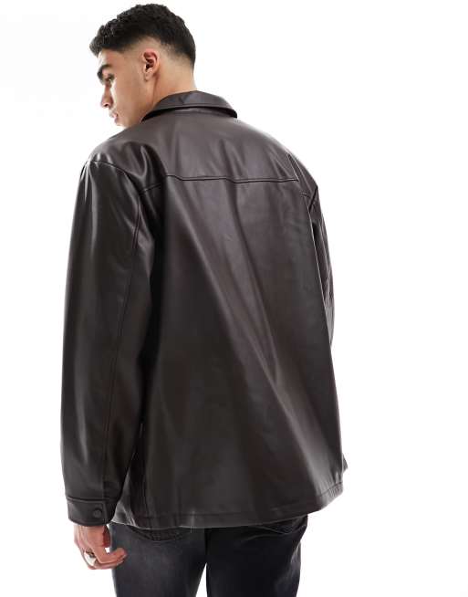 Sobrecamisa marrón de cuero sintético de ASOS DESIGN, 2 de 4