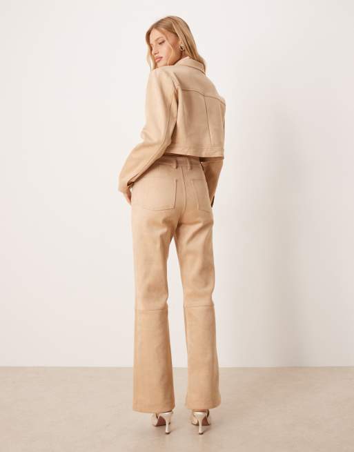 Soho Wardrobe high waisted faux suede trousers in beige, 4 of 5