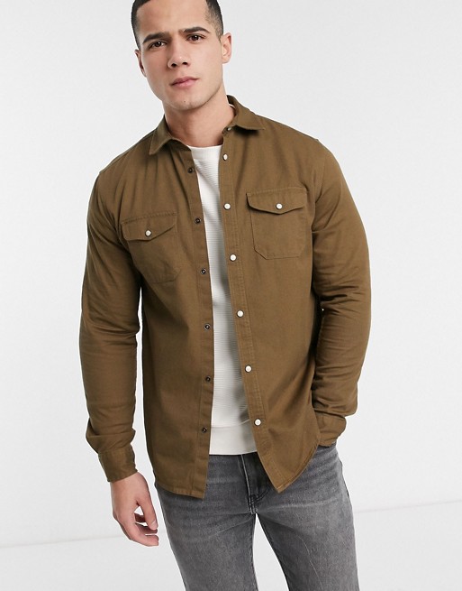 Solid worker overshirt in tan