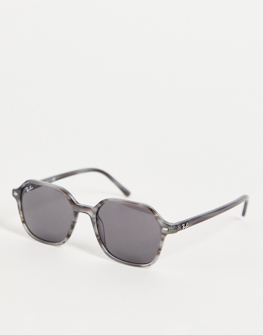 фото Солнцезащитные очки в серой прямоугольной оправе в стиле унисекс ray-ban 0rb2194-серый