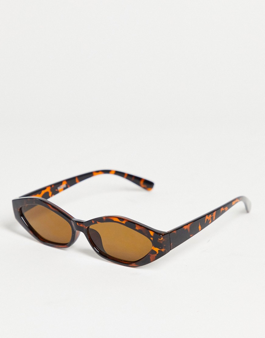 фото Солнцезащитные очки в узкой оправе в стиле 70-х madein-коричневый цвет madein.