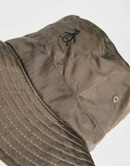 Sombrero de pescador caqui con logo de tejido antidesgarros de Original Penguin, 3 de 4