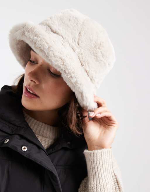 Sombrero de pescador color crema de piel sintética suave de Vero Moda