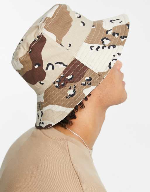 Sombrero de pescador con estampado de camuflaje de Dr Denim