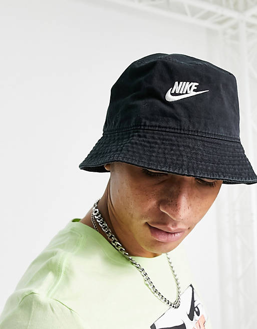 Igualmente callejón Oír de Sombrero de pescador negro lavado desgastado en algodón Futura con logo de  Nike | ASOS