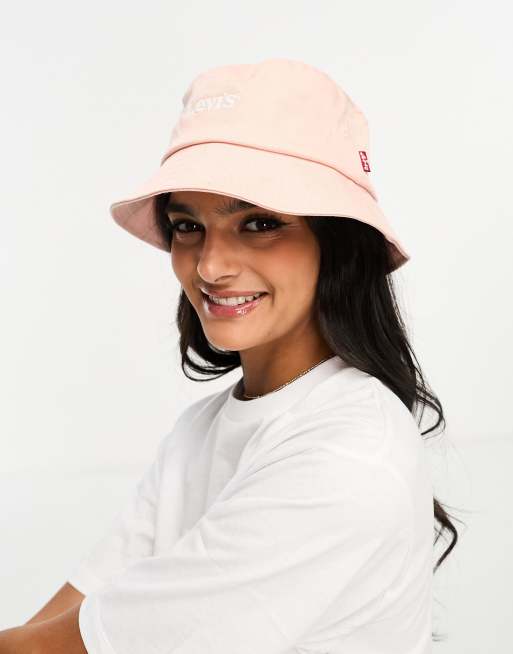 Sombrero de pescador rosa con logo vintage de Levi's
