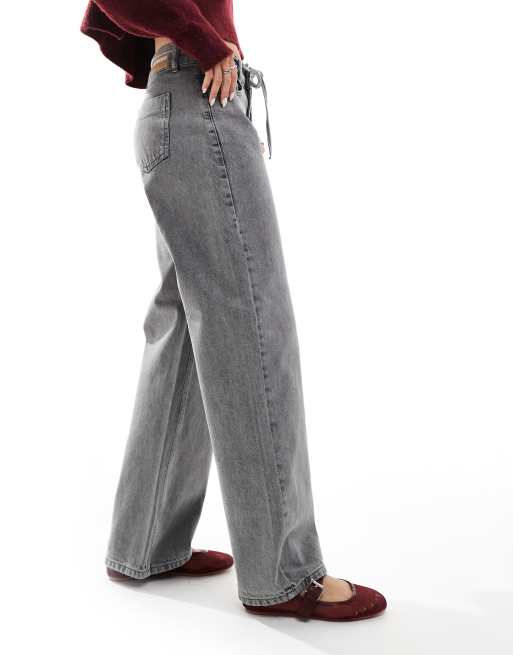 Something New – Corpcore – Jeans in verwaschenem Grau mit mittelhohem Bund und weitem Bein, 4 von 5