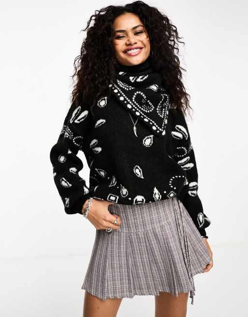 Something New X Emma Fridsell - 2 delige set van gebreide trui en bandana-sjaal met paisley motief in zwart-wit