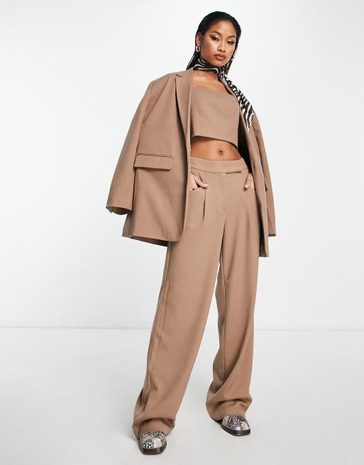 Something New X Naomi Anwer - Elegante broek met wijde pijpen in beige, deel van co-ord set