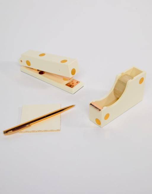 Soporte para cinta adhesiva con lunares en dorado de Kate Spade, 4 de 4