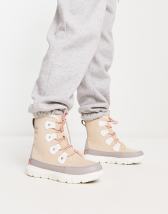 Dr Martens Buwick extra tough boots with pink laces in pale olive