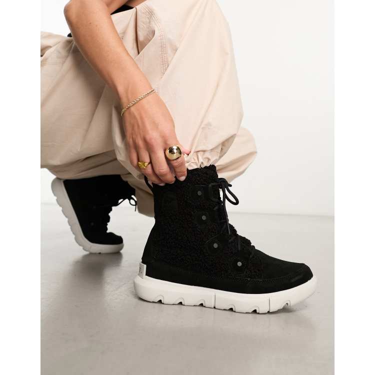 Sorel Explorer Joan Cozy Czarne przytulne botki ASOS