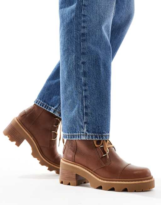 Sorel – Joan Now – Ljusbruna och svarta klackboots med snörning i läder, 3 av 4