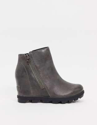 sorel joan of arctic zip boot