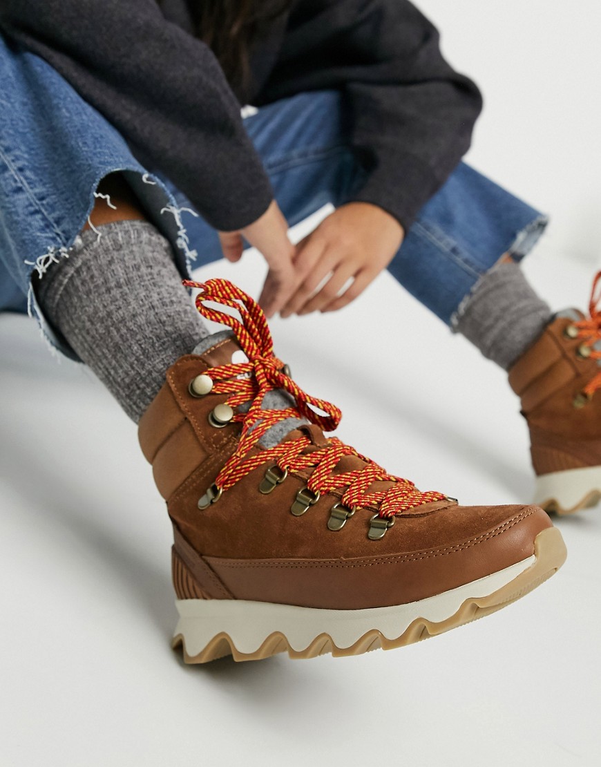 Sorel KINETIC CONQUEST LACE-UP BOOTS IN TAN
