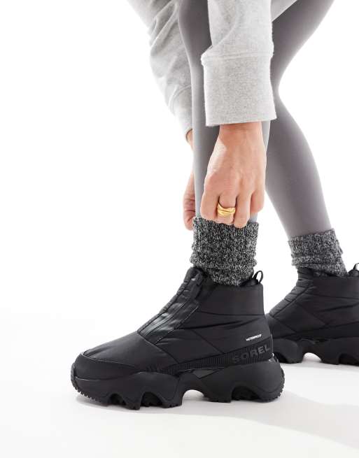 Sorel Kinetic Impact Puffy Zip WP Scarponcini da neve impermeabili e imbottiti color nero e sale marino