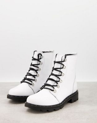 Sorel Lennox Lace flat ankle boot in white - ASOS Price Checker