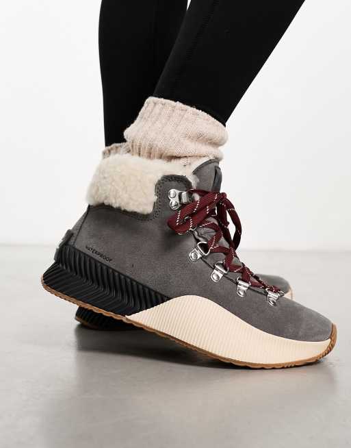 Sorel women's out clearance n about plus booties