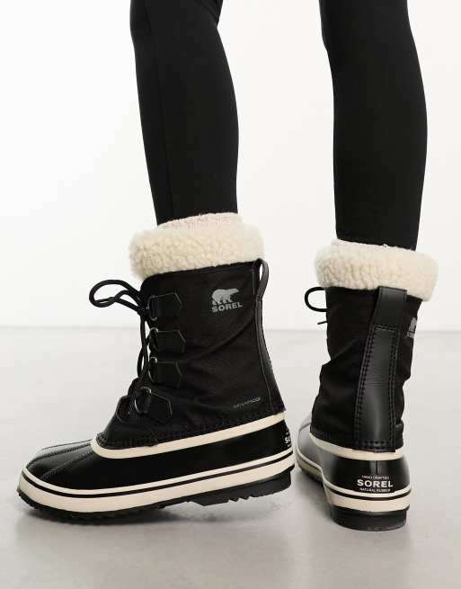 Black sorel outlet booties