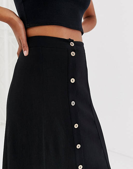 Sort Midi nederdel med knapper Look |